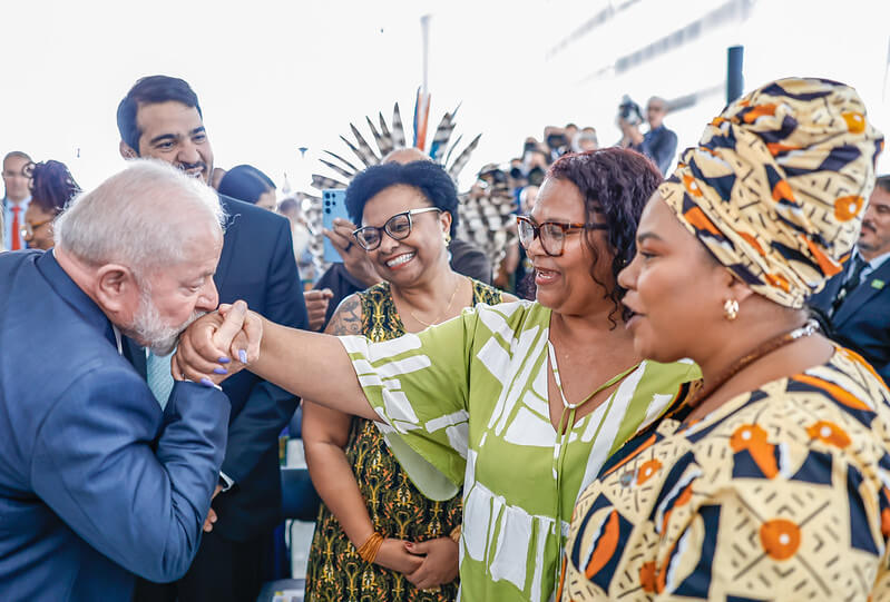 Entre as medidas que serão assinadas pelo presidente, estão o Programa Nacional de Ações Afirmativas, com investimento de R$ 9 milhões. 
Foto: Ricardo Stuckert / PR