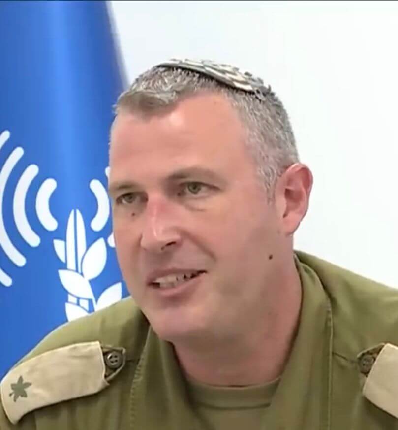 Major do Exército de Israel, Rafael Rozenszajn teve a missão de comunicar os familiares israelenses sobre as mortes que ocorrem na guerra. Foto: Divulgação/IDF