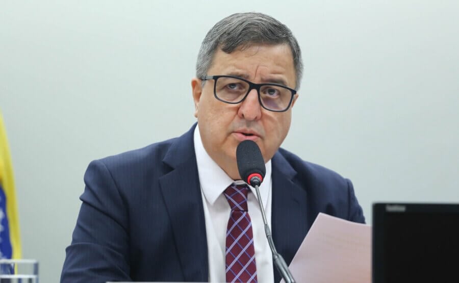 O deputado Danilo Forte é o relator da Lei de Diretrizes Orçamentária de 2024 

Vinicius Loures/Câmara dos Deputados