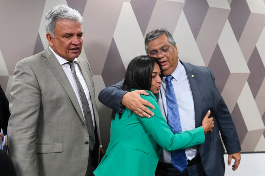 A senadora Eliziane Gama e o ministro da Justiça, Flávio Dino, durante audiência no Senado em maio de 2023

Foto: Marcos Oliveira/Agencia Senado