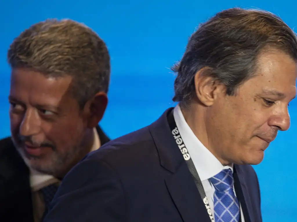 O presidente da Câmara, Arthur Lira, e o ministro da Fazenda, Fernando Haddad. Foto: Marcelo Camargo/Agência Brasil