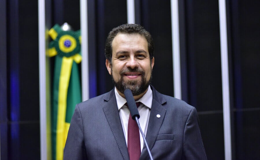 O deputado Guilherme Boulos (Psol-SP) é um dos pré-candidatos à prefeitura da capital paulista. Foto: Zeca Ribeiro/Câmara dos Deputados