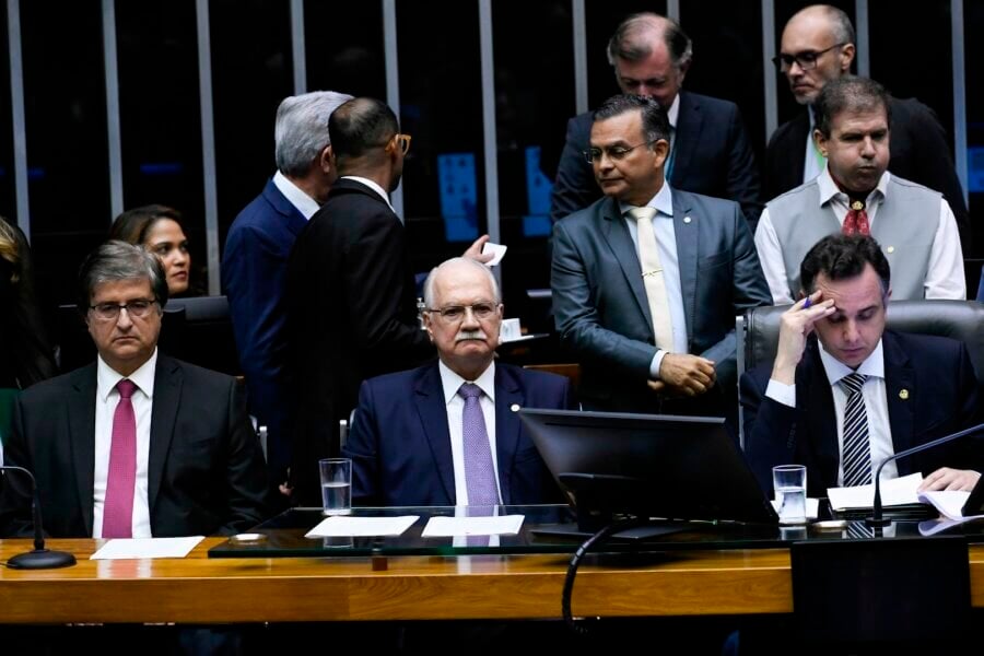 O procurador-geral da República, Paulo Gonet Branco;
vice-presidente do Supremo Tribunal Federal, ministro Edson Fachin e o
presidente do Senado, Rodrigo Pacheco, durante a abertura do ano Legislativo

Foto: Jefferson Rudy/Agência Senado