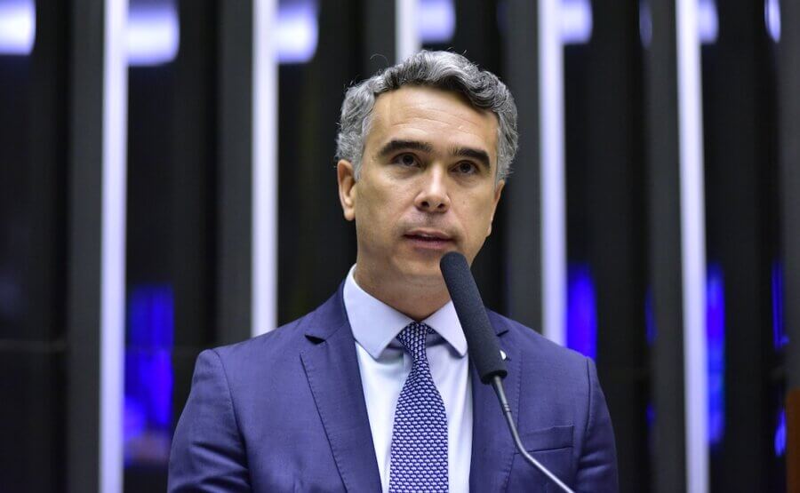 Deputado Rafael Brito, novo presidente da Frente Parlamentar Mista de Educação

Foto: Zeca Ribeiro/Câmara dos Deputados
