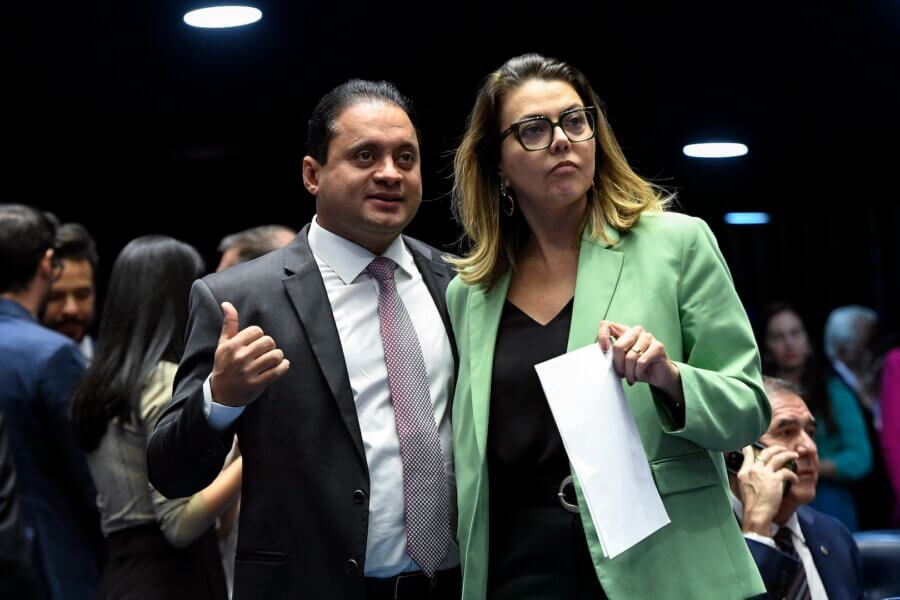 Os senadores Weverton (MA) e Leila Barros (DF) são os únicos do PDT na Casa Alta agora

Foto: Jefferson Rudy/Agência Senado