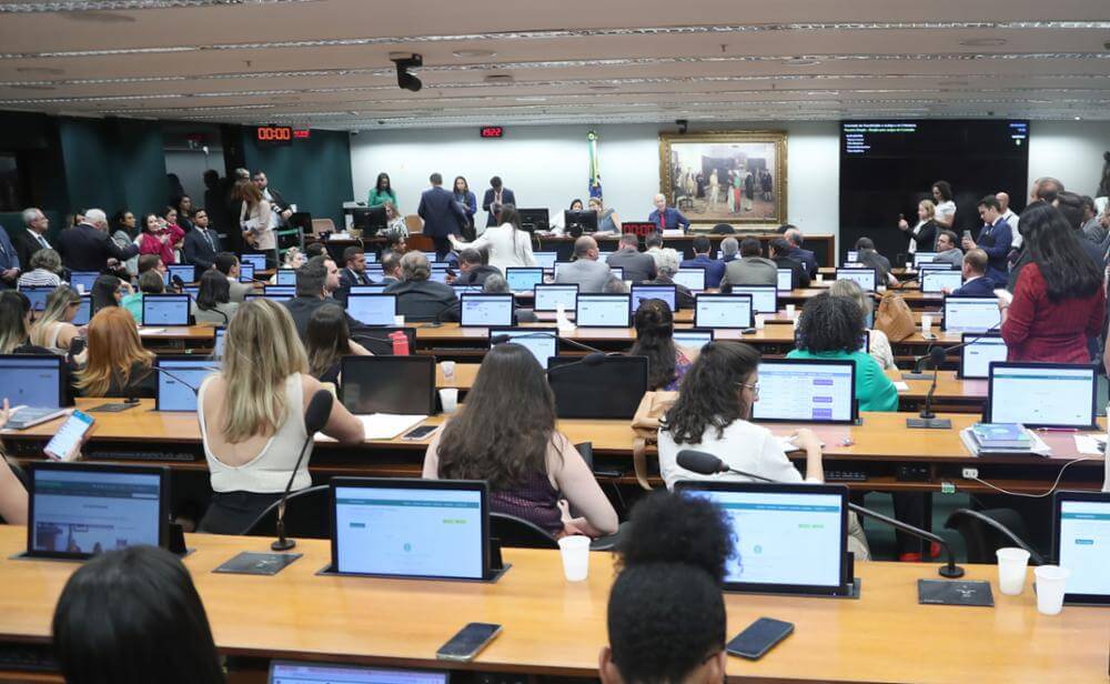 Uma semana após encerramento do pedido de vistas, PEC que proíbe todas as formas de aborto retorna à pauta na CCJ da Câmara. Foto: Bruno Spada/Câmara dos Deputados