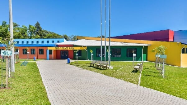 Fachada da Escola Municipal Cidade Nova, em Caxias do Sul. Foto: Prefeitura de Caxias do Sul