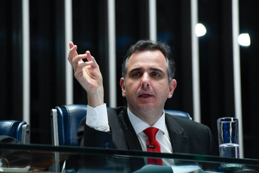 Presidente do Senado afirmou que projeto de emendas parlamentares é prioritário; a tramitação do Orçamento 2025 aguarda a resolução do impasse. Foto: Roque de Sá/Agência Senado