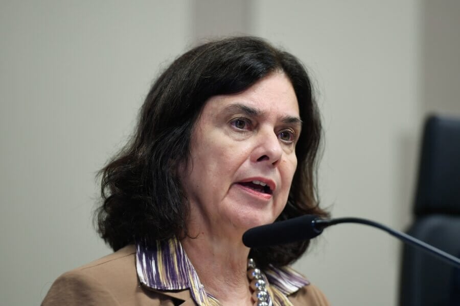 A ministra da Saúde, Nísia Trindade, durante audiência pública no Senado nesta terça-feira (16)

Foto: Edilson Rodrigues/Agência Senado