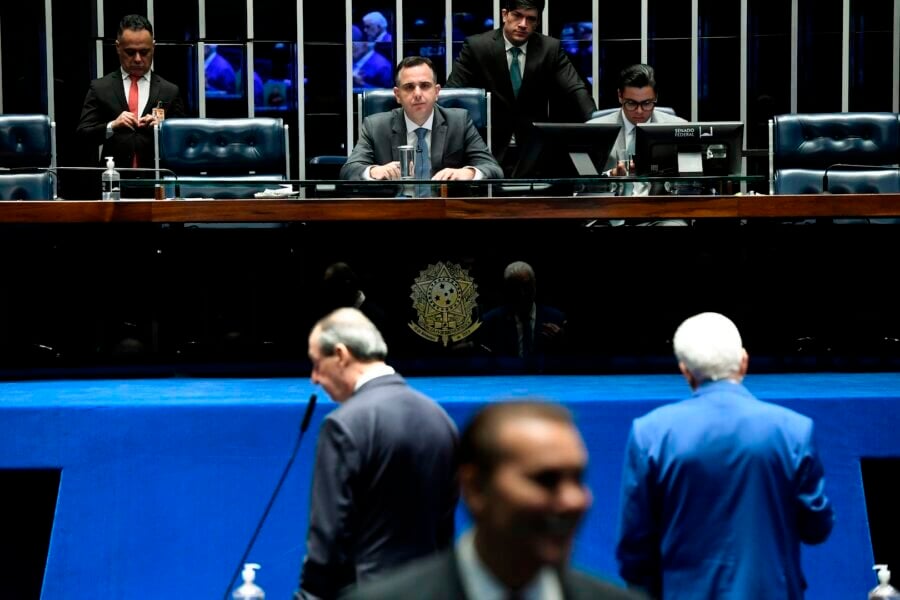 O plenário do Senado analisa PEC que aumenta o salário de integrantes do Poder Judiciário e que deve impactar as contas dos estados

Foto: Jefferson Rudy/Agência Senado