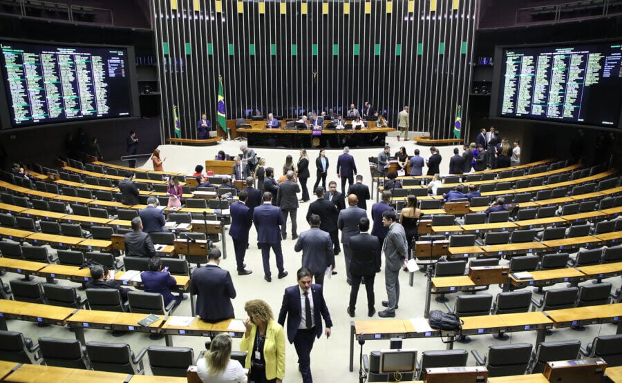 Câmara dos Deputados discute PL que cria indenização às vítimas de crimes sexuais, a ser paga pelos autores dos crimes. 
Foto: Mário Agra/Câmara dos Deputados
