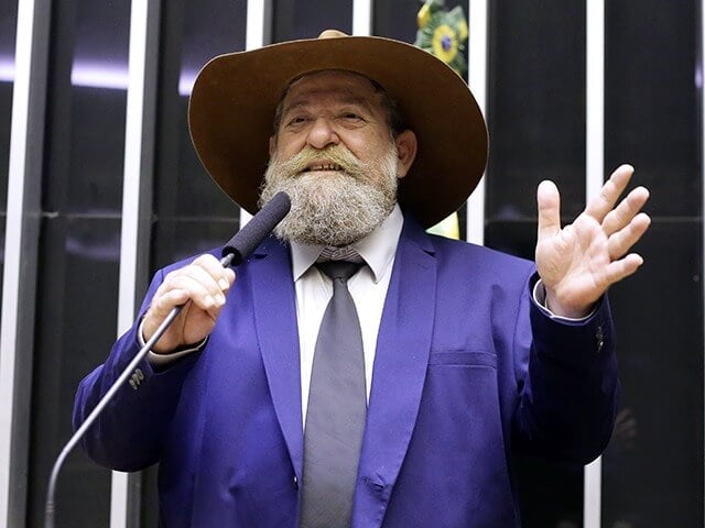 O ex-deputado Nelson Barbudo assume a cadeira deixada por Amália Barros, morta no domingo. Foto: Câmara dos Deputados