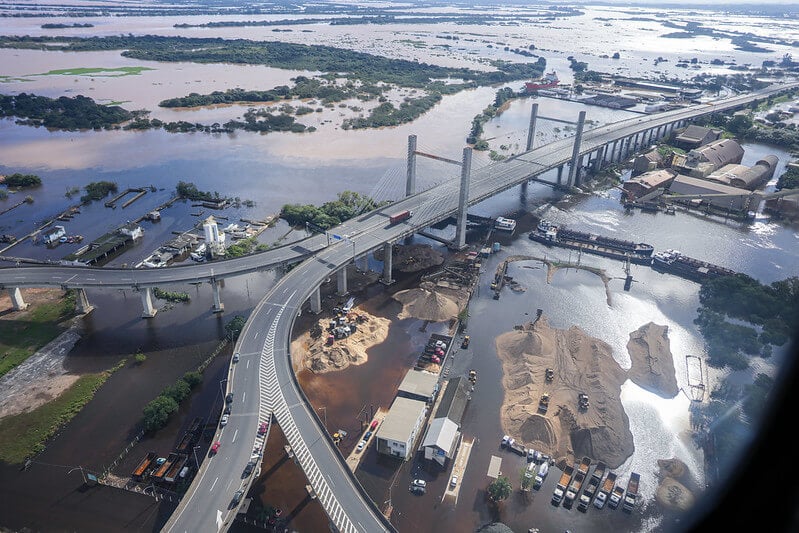 Vista aérea de Porto Alegre inundada. Foto: Maurício Tonetto/Palácio Piratini