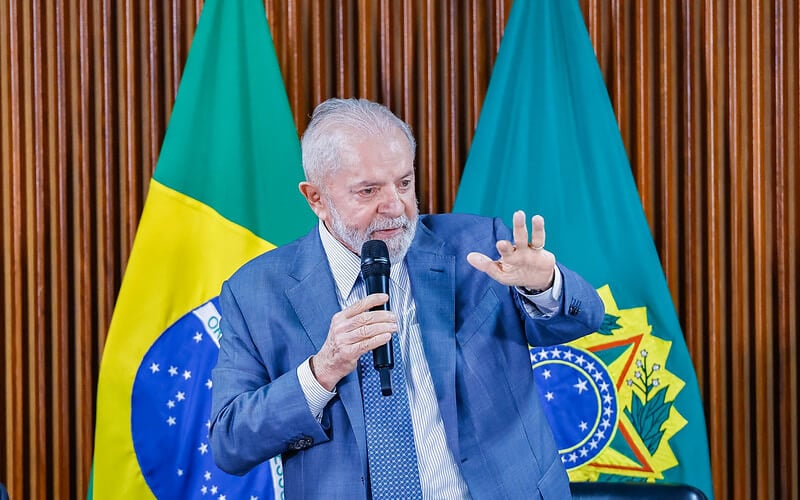 Presidente da CNI, Ricardo Alban, disse que chegou a um entendimento com o presidente Lula (PT) para retirada da MP da Compensação. Foto: Ricardo Stuckert / PR