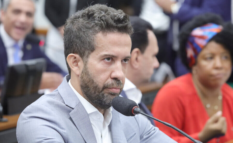 Conselho de Ética arquivou processo contra André Janones por suposta rachadinha, o que resultou em tumulto na reunião. Foto: Mario Agra / Câmara dos Deputados