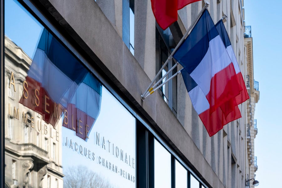 Partido de Le Pen fica em terceiro lugar nas eleições legislativas na França. Bloco de esquerda se torna o maior do parlamento. Foto: Divulgação/
Assemblée Nationale