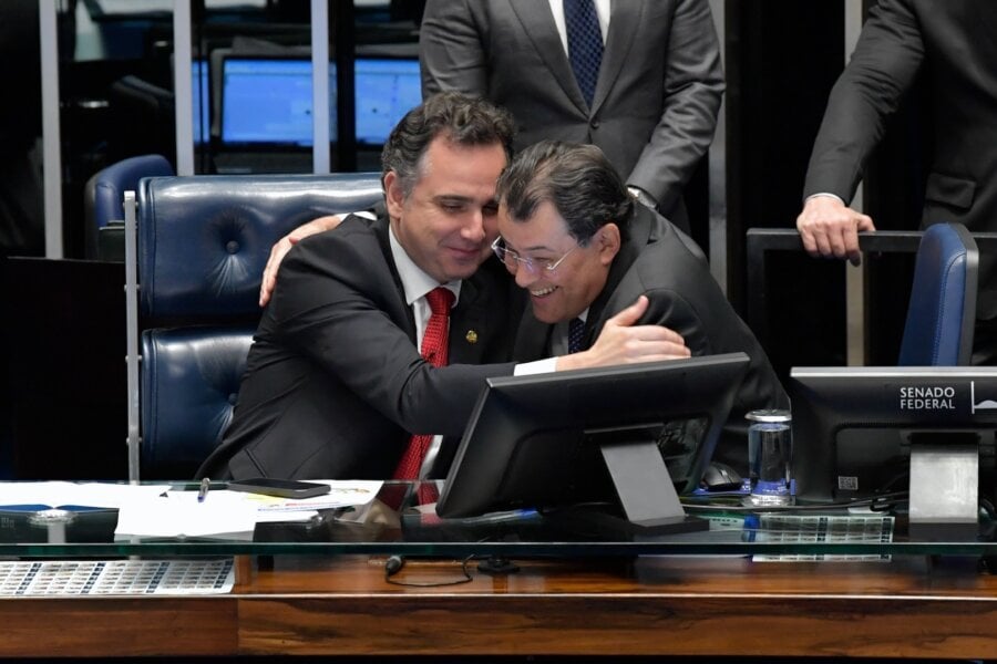 O presidente do Senado, Rodrigo Pacheco, anunciou Eduardo Braga como relator da regulamentação da reforma tributária

Foto: Jonas Pereira/Agência Senado