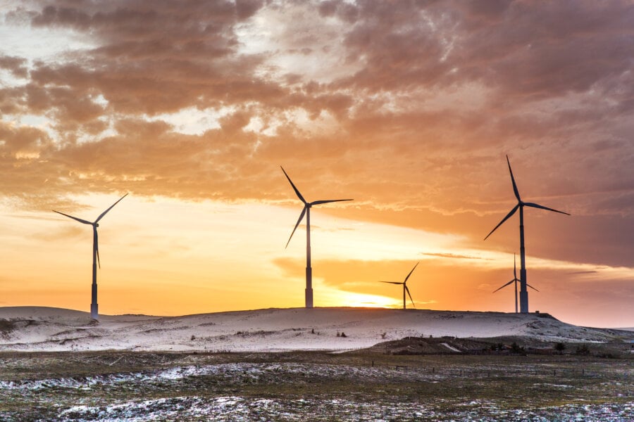 Turbinas eólicas em Taíba, Ceara. Foto: Adobe Stock