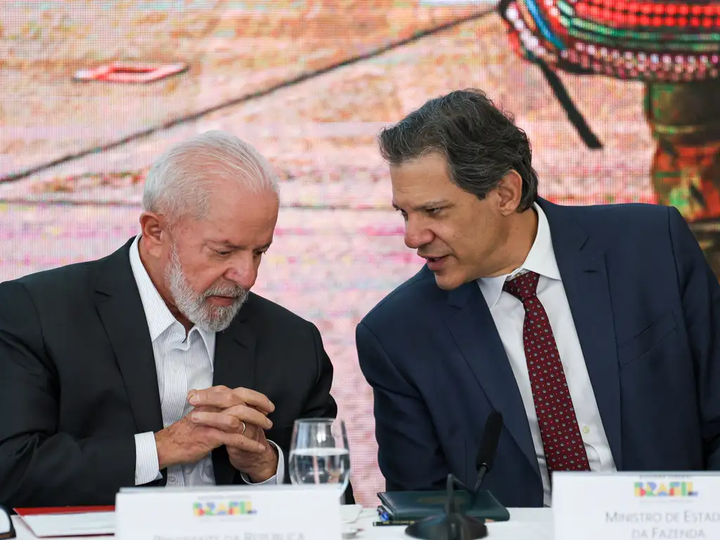 Lula com o ministro da Fazenda, Fernando Haddad. Foto: José Cruz/Agência Brasil