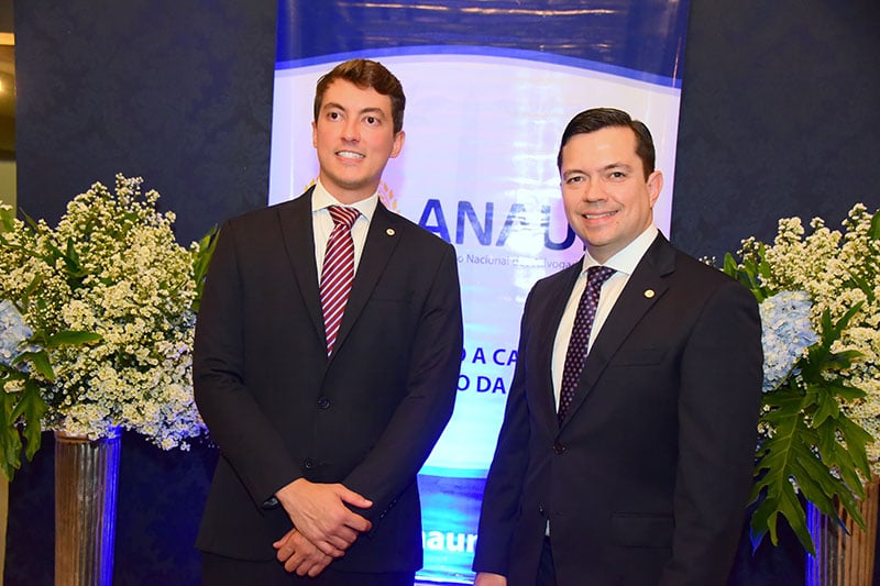 O vice-presidente da Anauni, Tobias Morato (esq.), e o presidente da associação, Clóvis Andrade (dir.) | Foto: Anauni