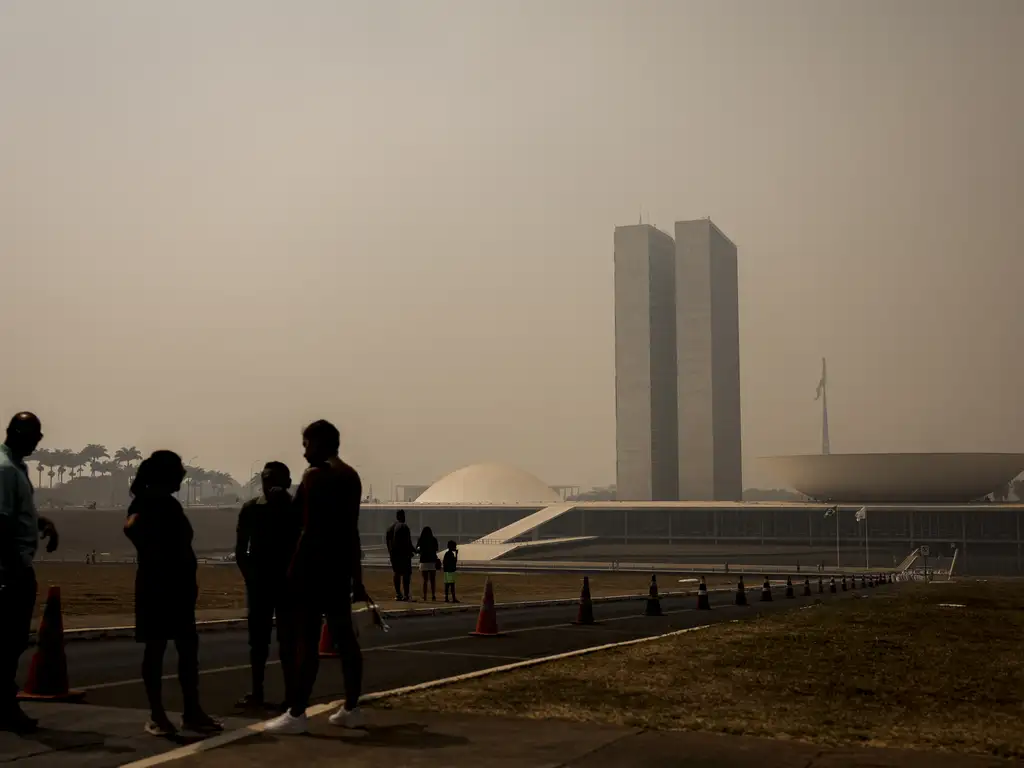 Nova edição do Farol Verde revela que tanto a Câmara quanto o Senado votaram majoritariamente contra itens da pauta ambiental em 2023 e 2024. Foto: Marcelo Camargo/Agência Brasil