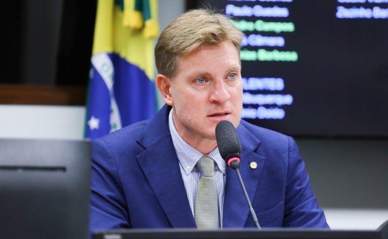 Relator de comissão da Câmara que apura acidente da Voepass quer esclarecimentos do prefeito de Cascavel. Foto: Vinicius Loures/Câmara dos Deputados