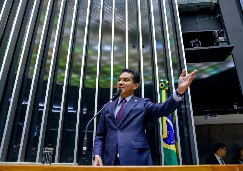 Marcos Pereira reconheceu que Hugo Motta, líder de seu partido, tem mais condições de vencer a disputa pela presidência da Câmara. Foto: Douglas Gomes/Republicanos