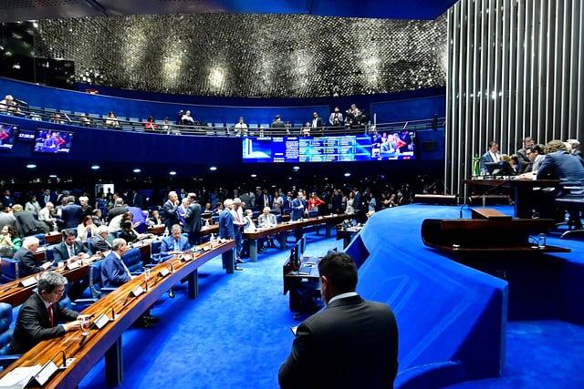 Relatado pelo senador Weverton Rocha (PDT-MA), a matéria está prevista na pauta do plenário da Casa desta quarta-feira (9) Foto: Waldemir Barreto/Agência Senado