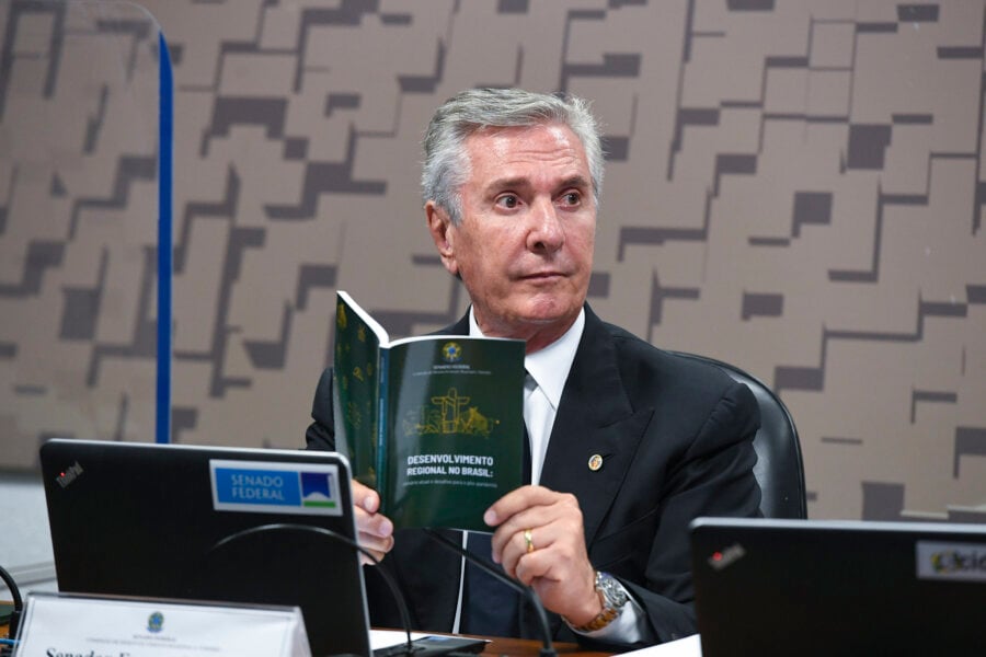 Fernando Collor em comissão do Senado. Foto: Jefferson Rudy/Agência Senado