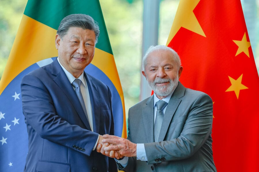 residente da República, Luiz Inácio Lula da Silva, durante reunia~o com o Presidente da Repu´blica Popular da China, Xi Jinping, no Palácio da Alvorada. Brasília - DF.

Foto:

Ricardo Stuckert/PR