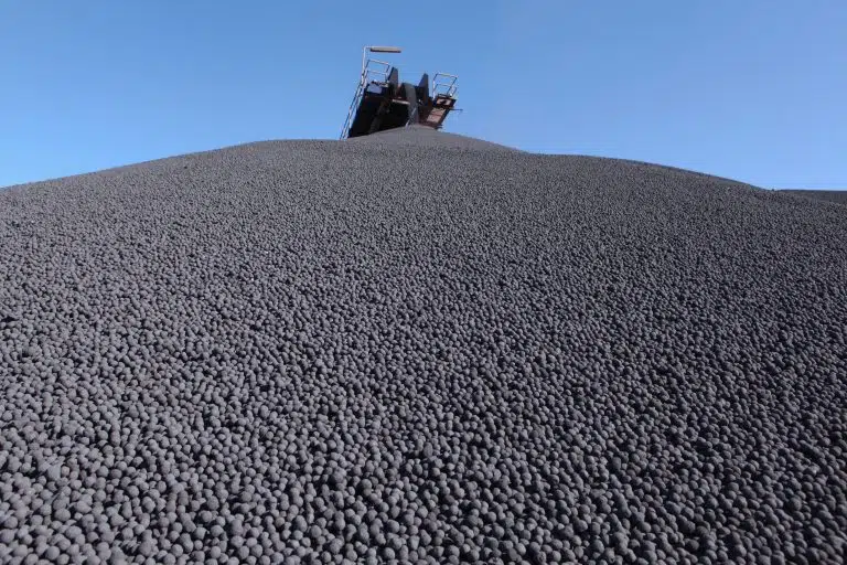 Cadeia produtiva do minério de ferro
já trouxe benefícios imensuráveis ao Brasil e pode servir de trampolim para um futuro ainda mais promissor.
Foto: Reprodução