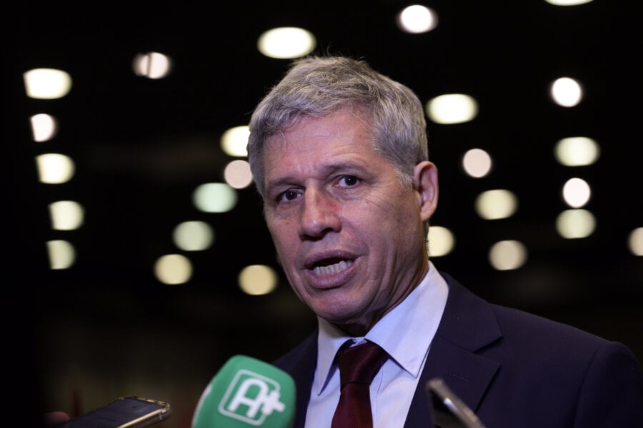 O ministro do Desenvolvimento Agrário e Agricultura Familiar, Paulo Teixeira. Foto: José Cruz/Agência Brasil