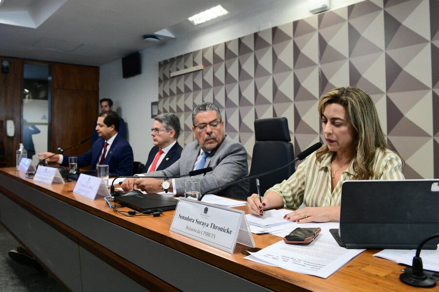 Senadores na Mesa Diretora da CPI das Bets. Foto: Pedro França/Agência Senado