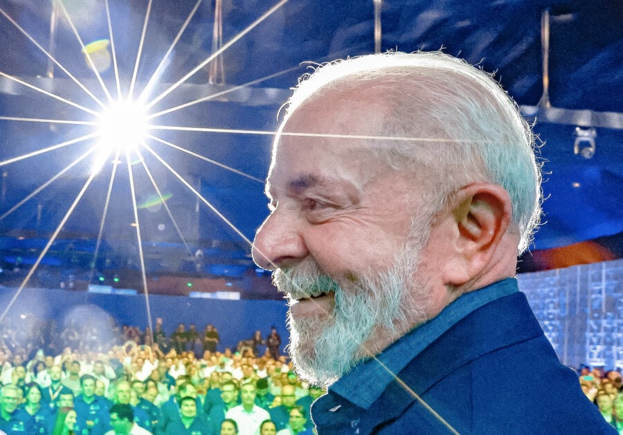 Lula se encontra no Palácio do Planalto com ministros para debater preparativos para COP 30; embaixador André Corrêa do Lago é o cotado Foto: Ricardo Stuckert/PR