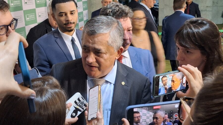 Líder do governo afirma que o pacote fiscal já conta com o apoio necessário para aprovação antes de quinta-feira (17). Foto: Lucas Neiva/Congresso em Foco