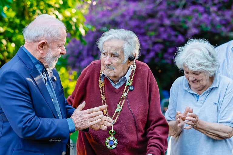 Mujica afirmou em entrevista a jornal uruguaio que não buscará tratamento: 