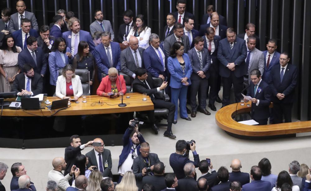 Hugo Motta discursa para plenário lotado de deputados. Foto: Ag. Câmara