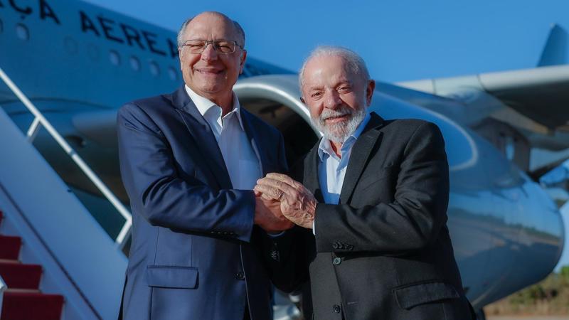 Lula recorre ao ex-tucano porque o PT nunca criou raízes sólidas no estado e agora enfrenta um cenário ainda mais hostil.