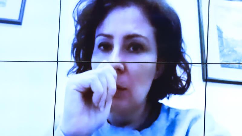 Carla Zambelli está presa desde julho após tentativa de evitar cumprimento da pena no Brasil.