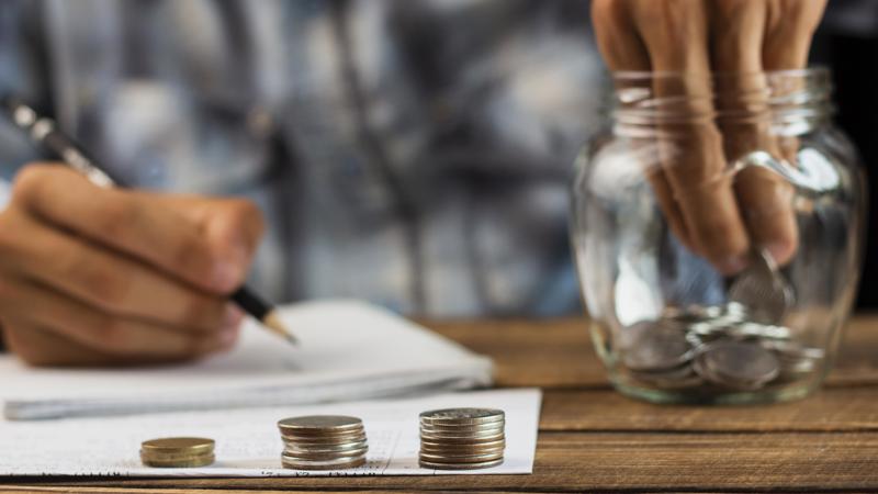 A trajetória da dívida exige debate qualificado sobre custos e estrutura, e não cortes automáticos que fragilizam políticas públicas.