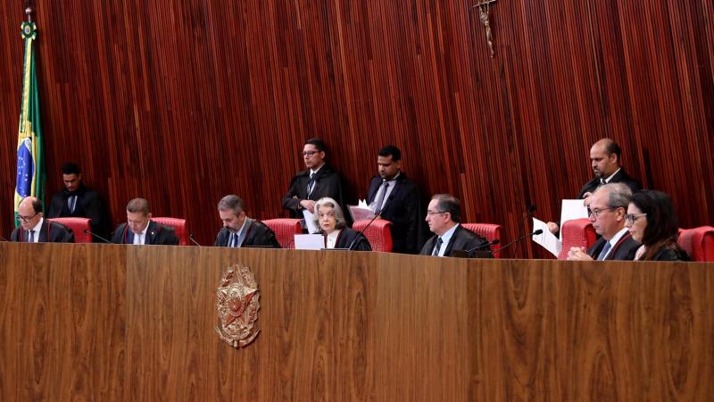 Cármen Lúcia, presidente do TSE, alertou que a decisão não é um salvo conduto para futuros ilícitos eleitorais.