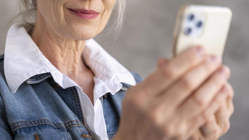 O projeto propõe a oferta de cursos e ações contra golpes virtuais.