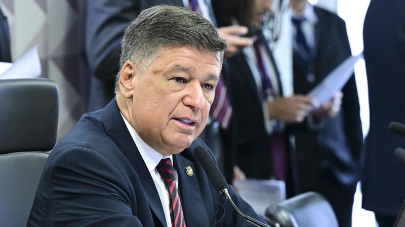 Comissão quer retomar posse de dados para avançar na apuração de suspeitas de contratos irregulares.