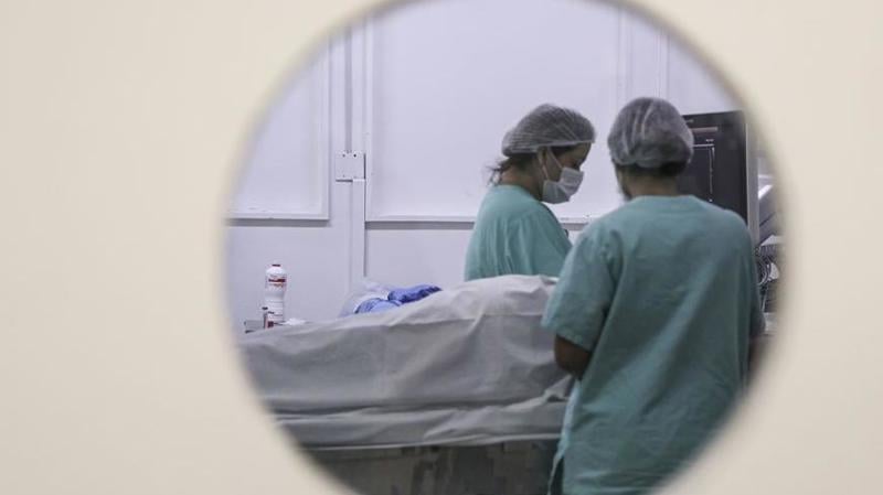 Texto prevê limites para urgências, exames e cirurgias eletivas na rede pública.