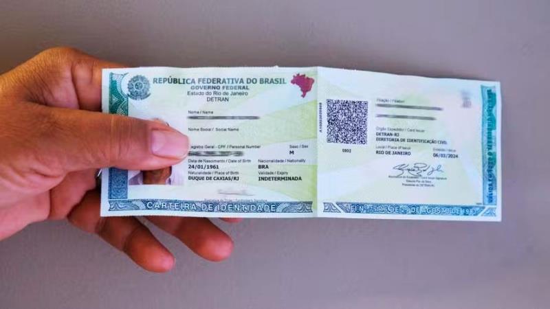 Deputado quer incluir informações sobre doença grave ou deficiência na Carteira de Identidade Nacional.