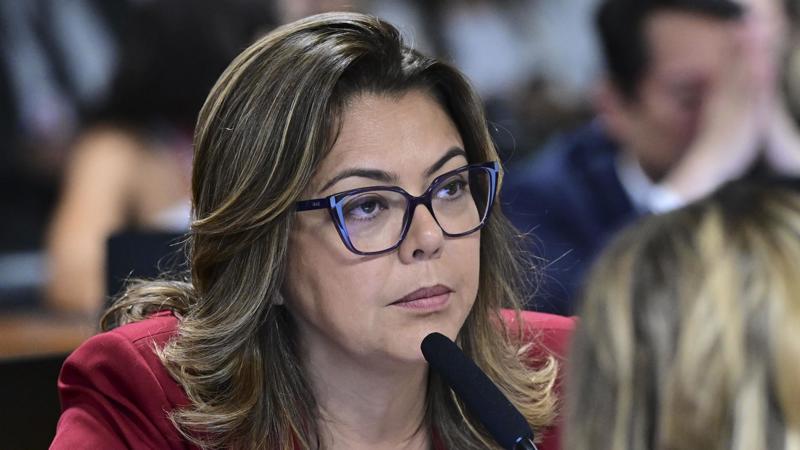 Projeto foi protocolado pela senadora em 5 de fevereiro.