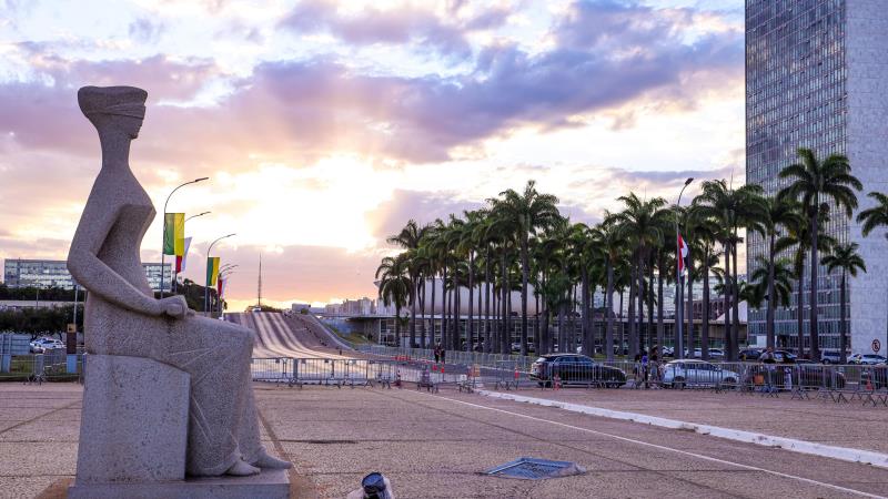 Questionamentos sobre imparcialidade no caso Master impõem resposta firme do Senado e transparência absoluta.
