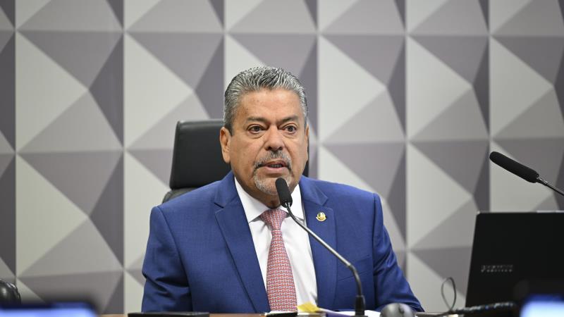 Reunião ocorre na próxima terça-feira (24).