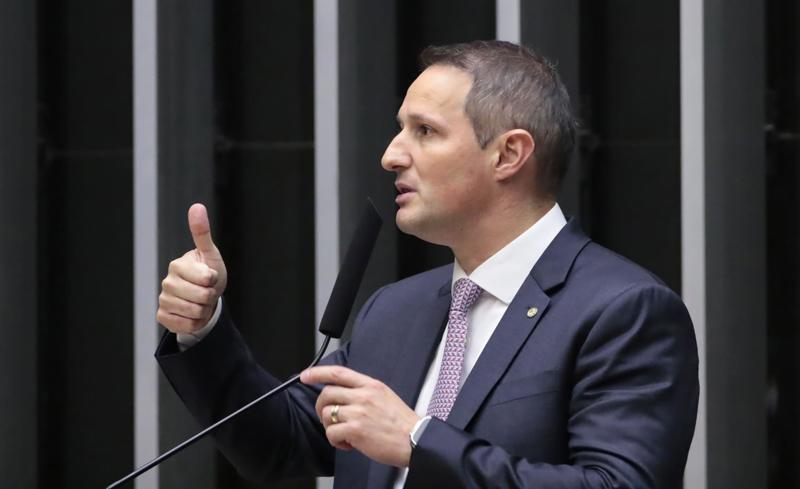 Derrite já havia enfrentado críticas por sua relatoria anteriormente. 