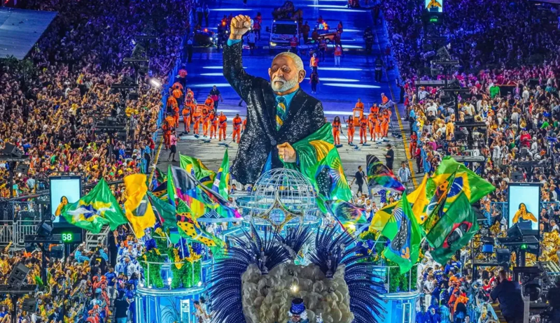 Desfile da escola de samba trouxe como enredo  